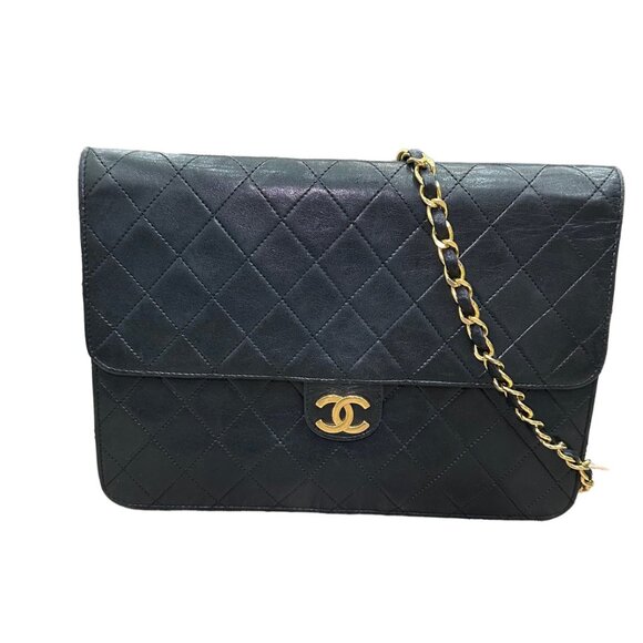CHANEL Black quilted single flap shoulder bag - Picture 1 of 6